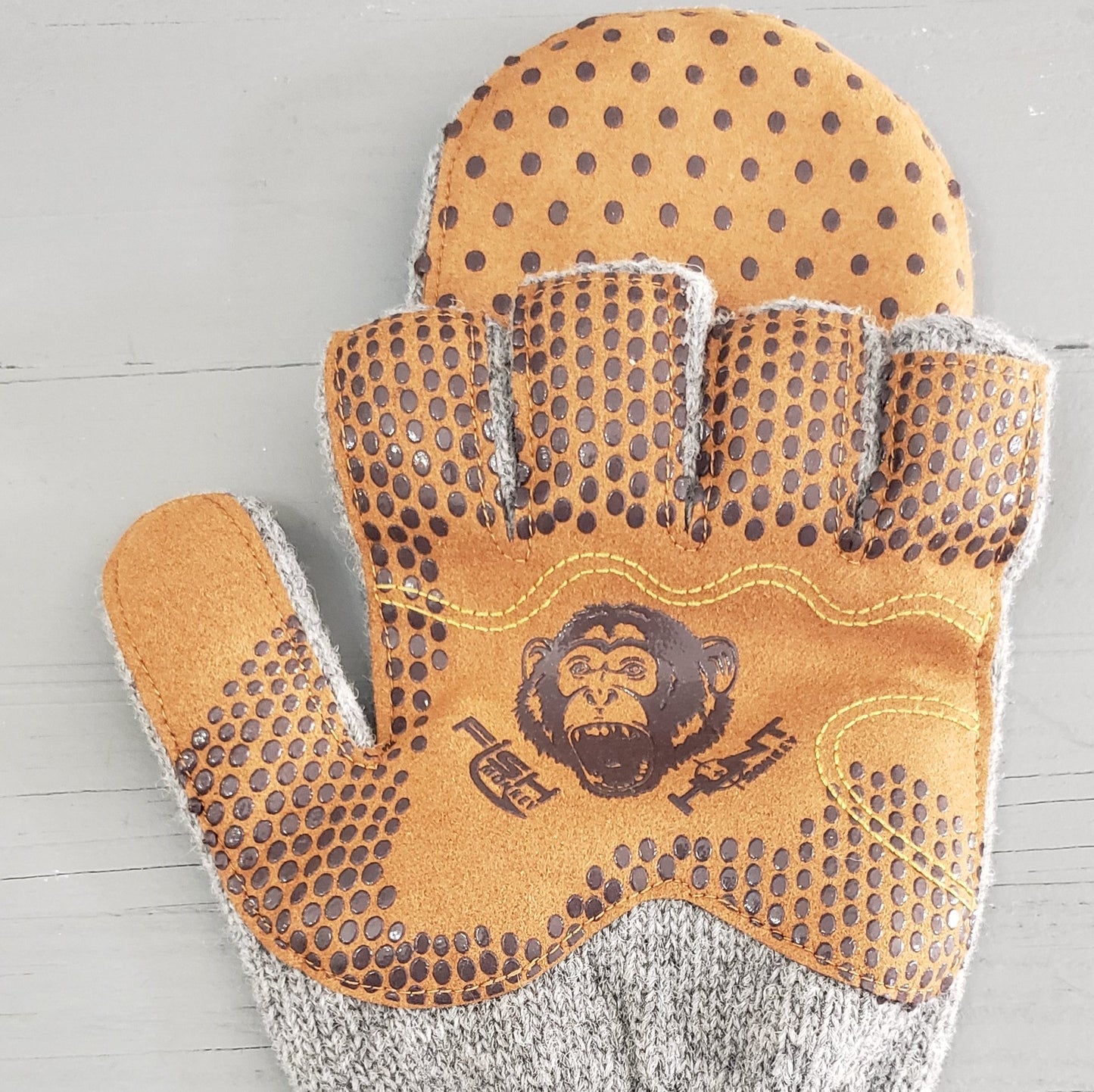 FM53 - Wooly Mitten (New Fall 24)