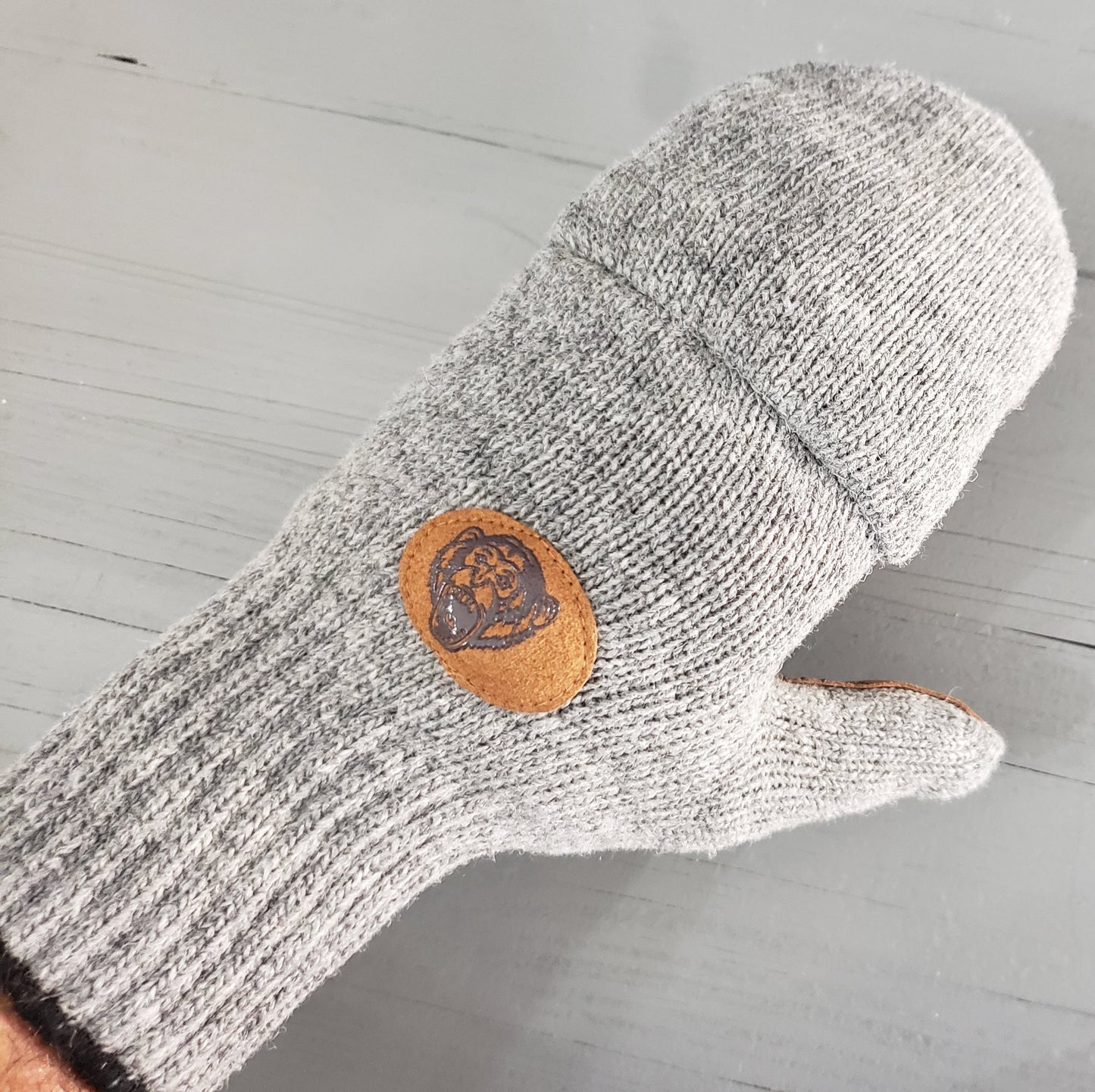FM53 - Wooly Mitten (New Fall 24)